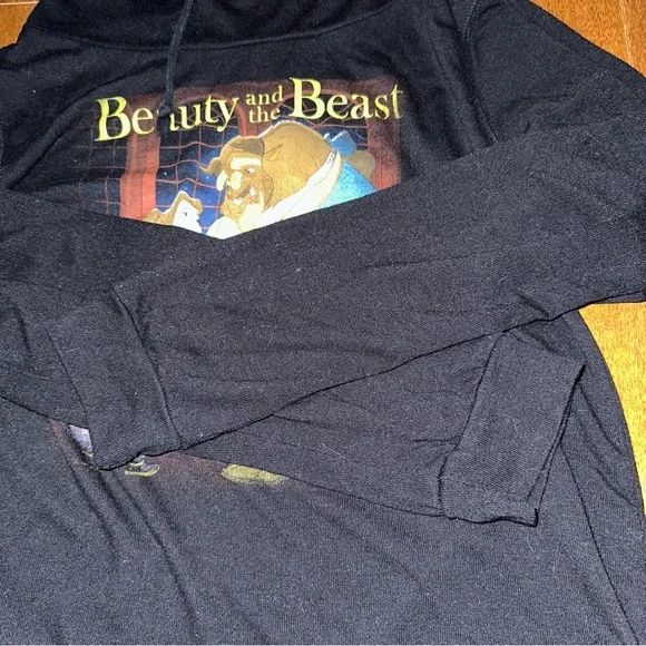 Beauty & the beast top - Picture 6 of 6